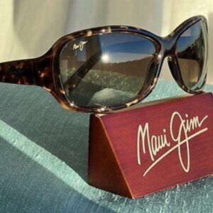 Maui Jim Sunglasses Pearl City MJ214-10 
Tortoise Brown w/ Zippered Case
